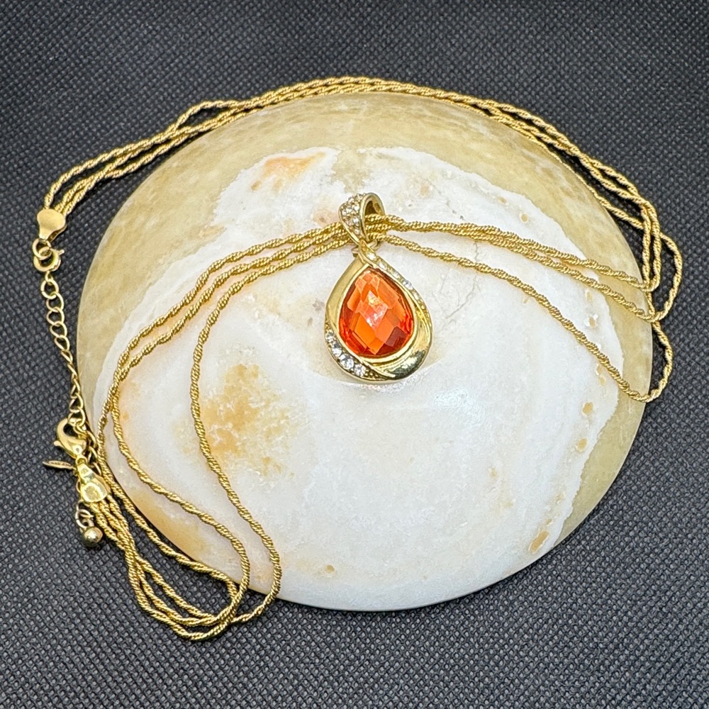 Avon President's Recognition Achievement Necklace Honor Society 2007